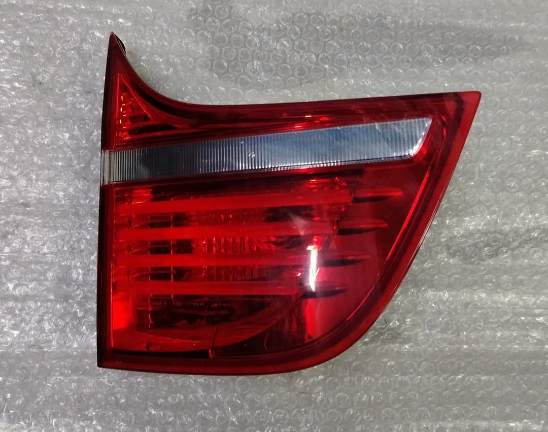 OEM BMW X6 E71 E72 LEFT SIDE REAR BRAKE LIGHT 7179987 HELLA
