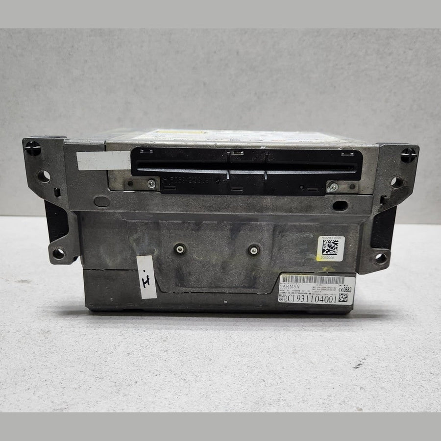 2011-2013 BMW 528i Radio Navigation Head Unit 9311040 5 Series F10 528i 535i