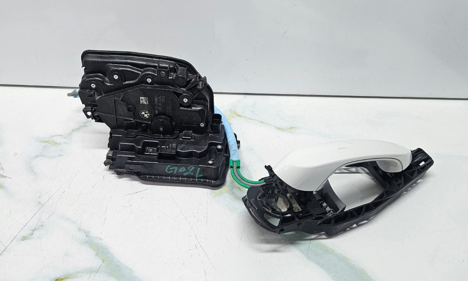 BMW X3 X4 G01 G02 F97 F98 DOOR LOCK ASSEMBLY REAR LEFT PASSENGER SIDE 7473159