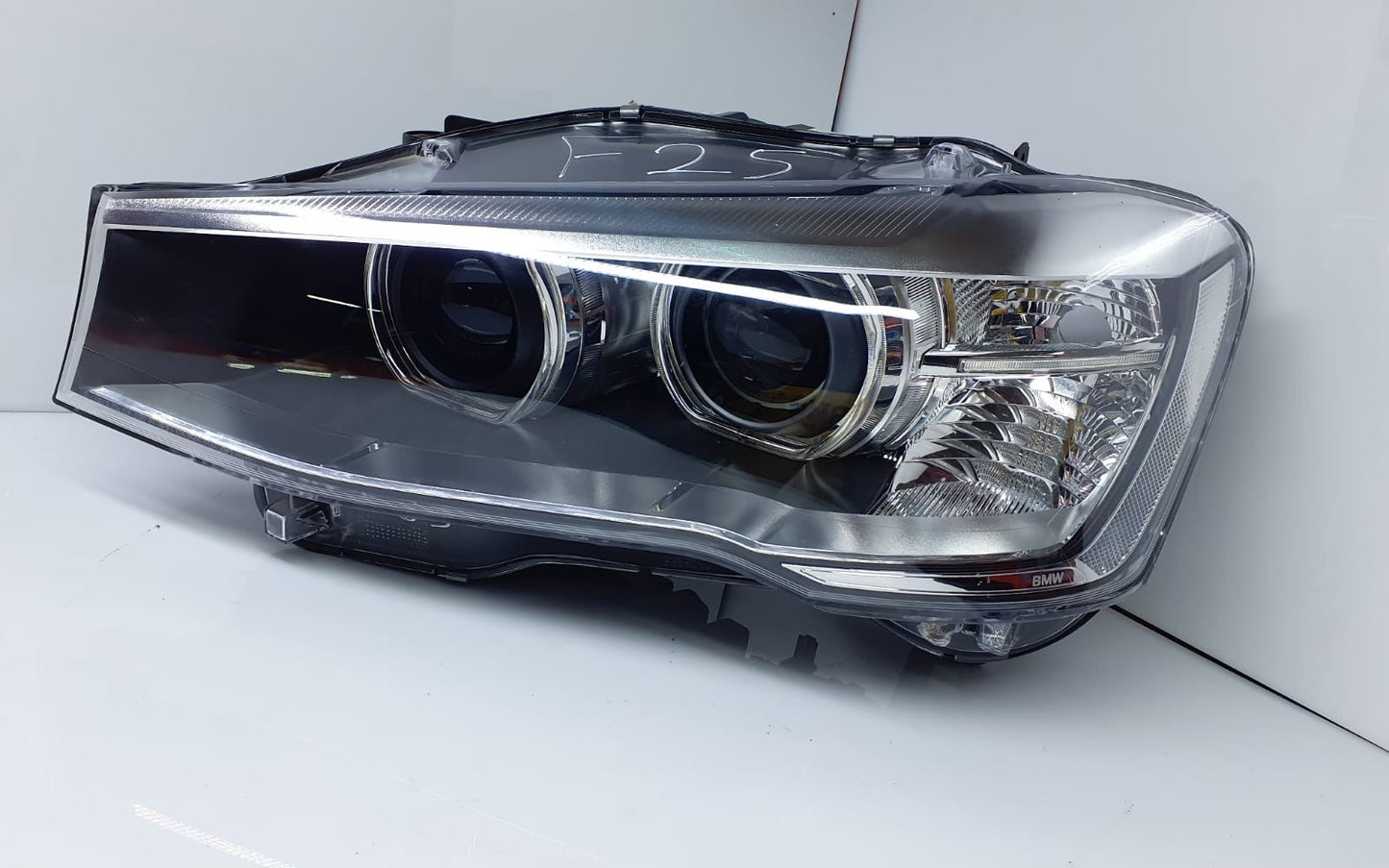 14-18 BMW X3 X4 F25lciLeft Driver Side Xenon Adaptive Headlight Bare OEM 7460617
