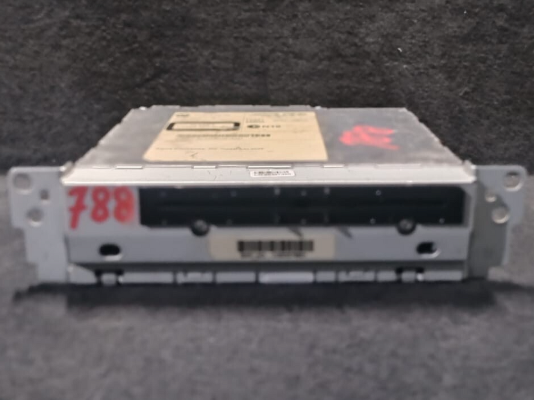 BMW X5 NAVIGATION SYSTEM HEAD UNIT MULTIMEDIA  STEREO RECEIVER - 9323788