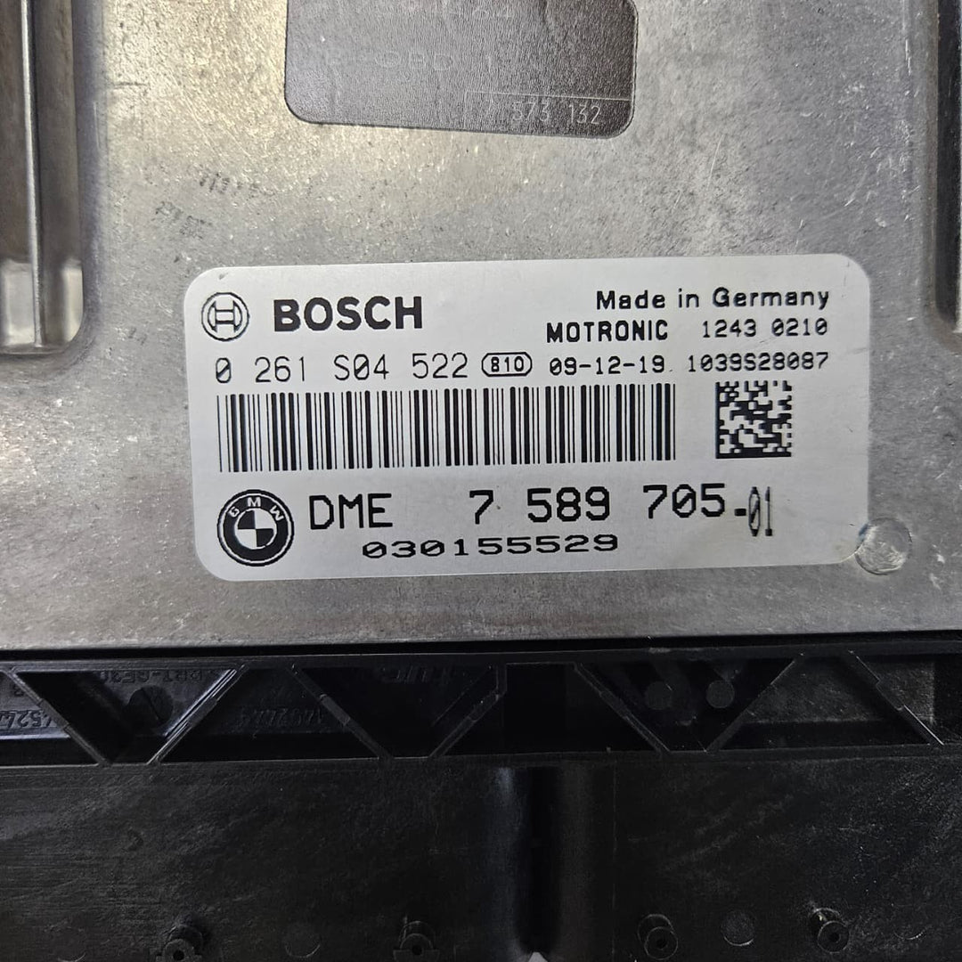 BMW Engine Control Unit DME ECU SET E90  E60 118i 120i 318i N46N engine 7589705