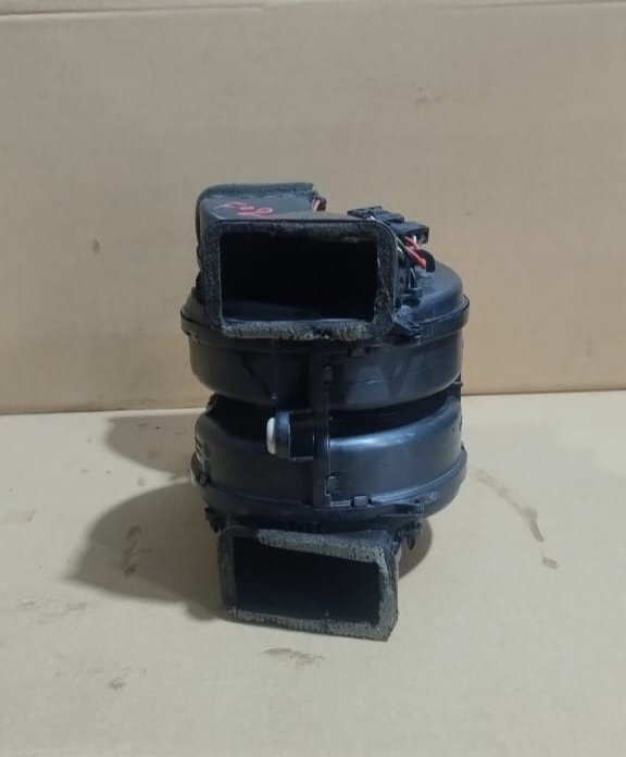 BMW F01 F02 F07 F10 REAR BLOWER UNIT BLOWER MOTOR RESISTOR P/N 9138176
