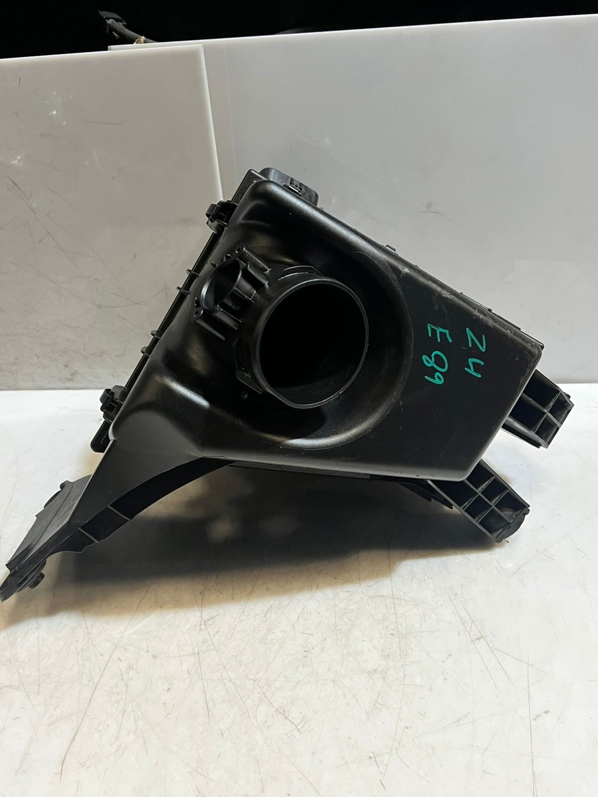 BMW Z4 E89 sDrive23i sDrive30i Air INTAKE Filter Foam/Rigid Foam 7582907 OEM