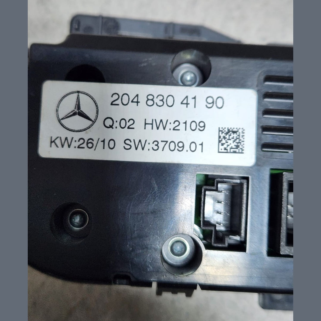 Mercedes-Benz Climate Control Unit 2048304190 C-Class W204
