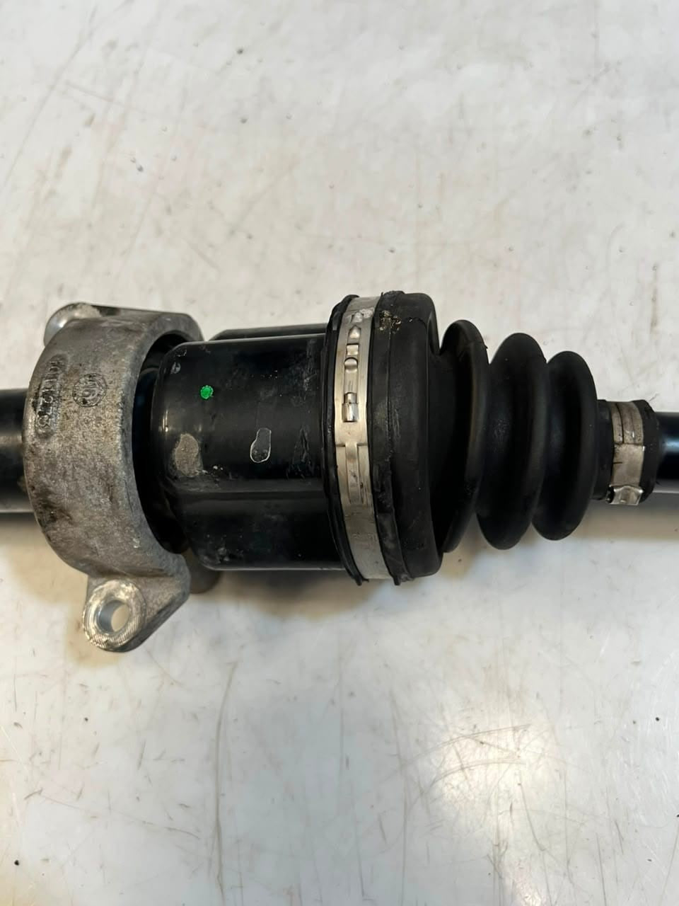 2015-2022 BMW 1' 2' F45 F46 X1 F48 F52 X2 F39 Front Driveshaft 8657704 OEM