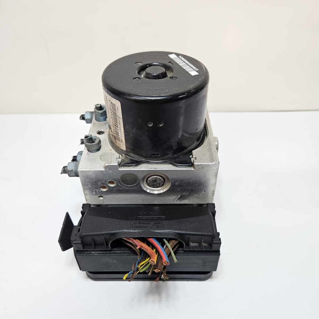2012 BMW 3 Series F30 328i Abs Anti-Lock Brake Pump Control Module Unit 6857324
