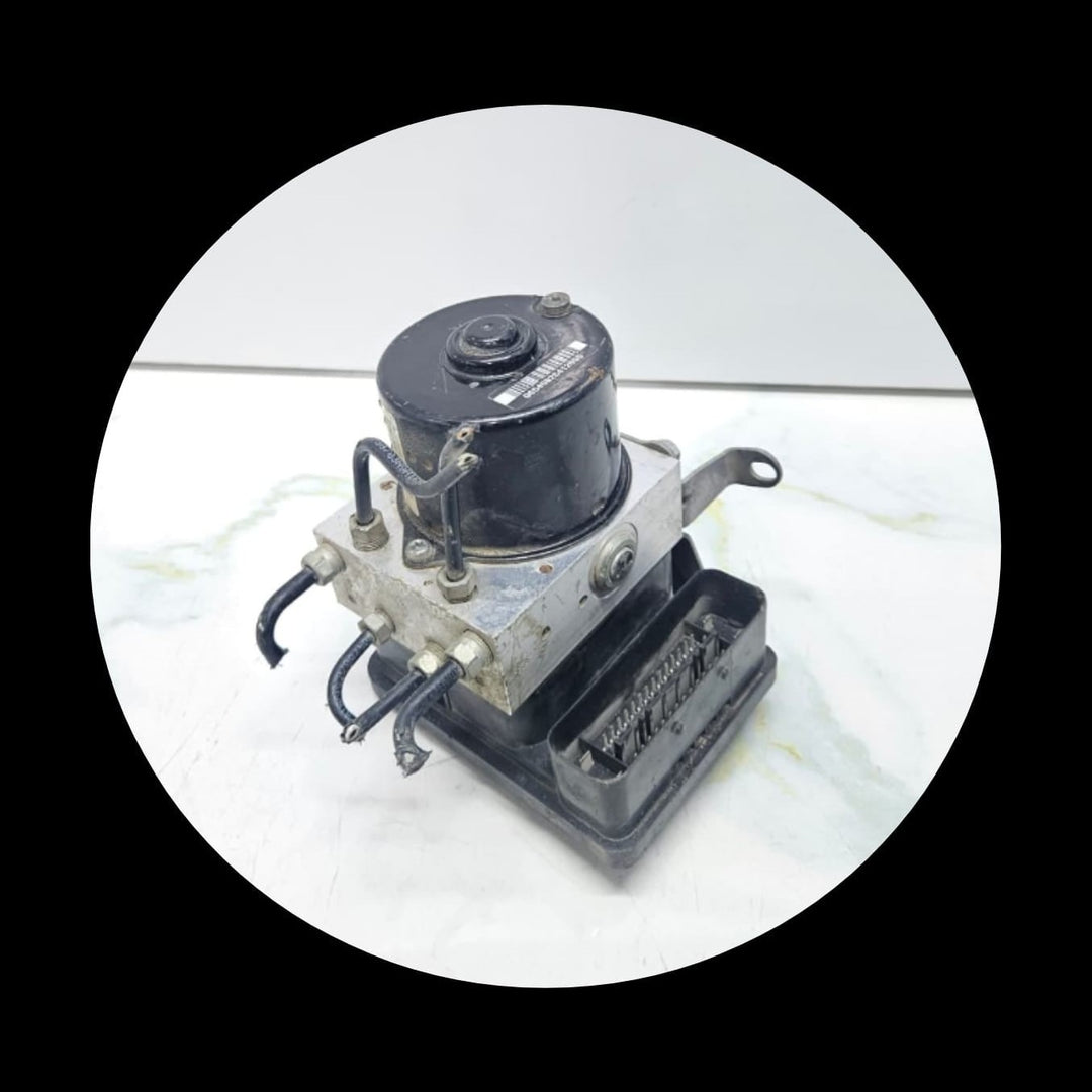 OEM BMW 1 3 Series E87 E90 E91 E92 ABS Brake Pump Control Module 6787837