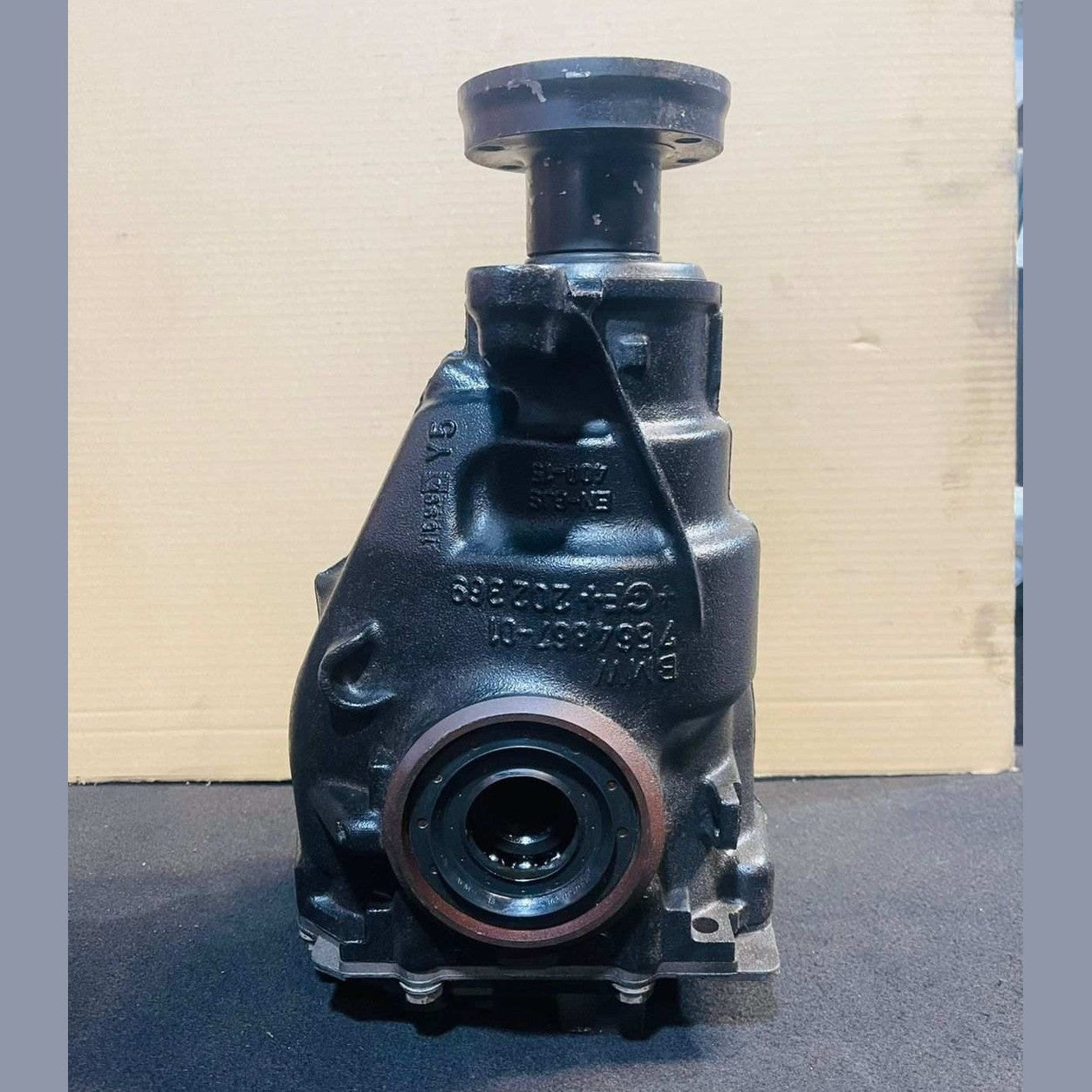 2006-2007 BMW 525i BMW 5 Series E60 E61 525i 523i Rear Differential 7560606