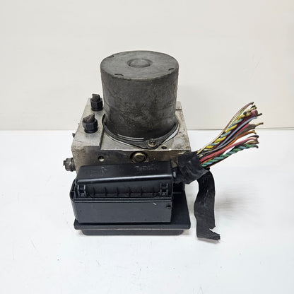 2000-2006 BMW X3 E83 ABS Pump Control Module 6773012 USED