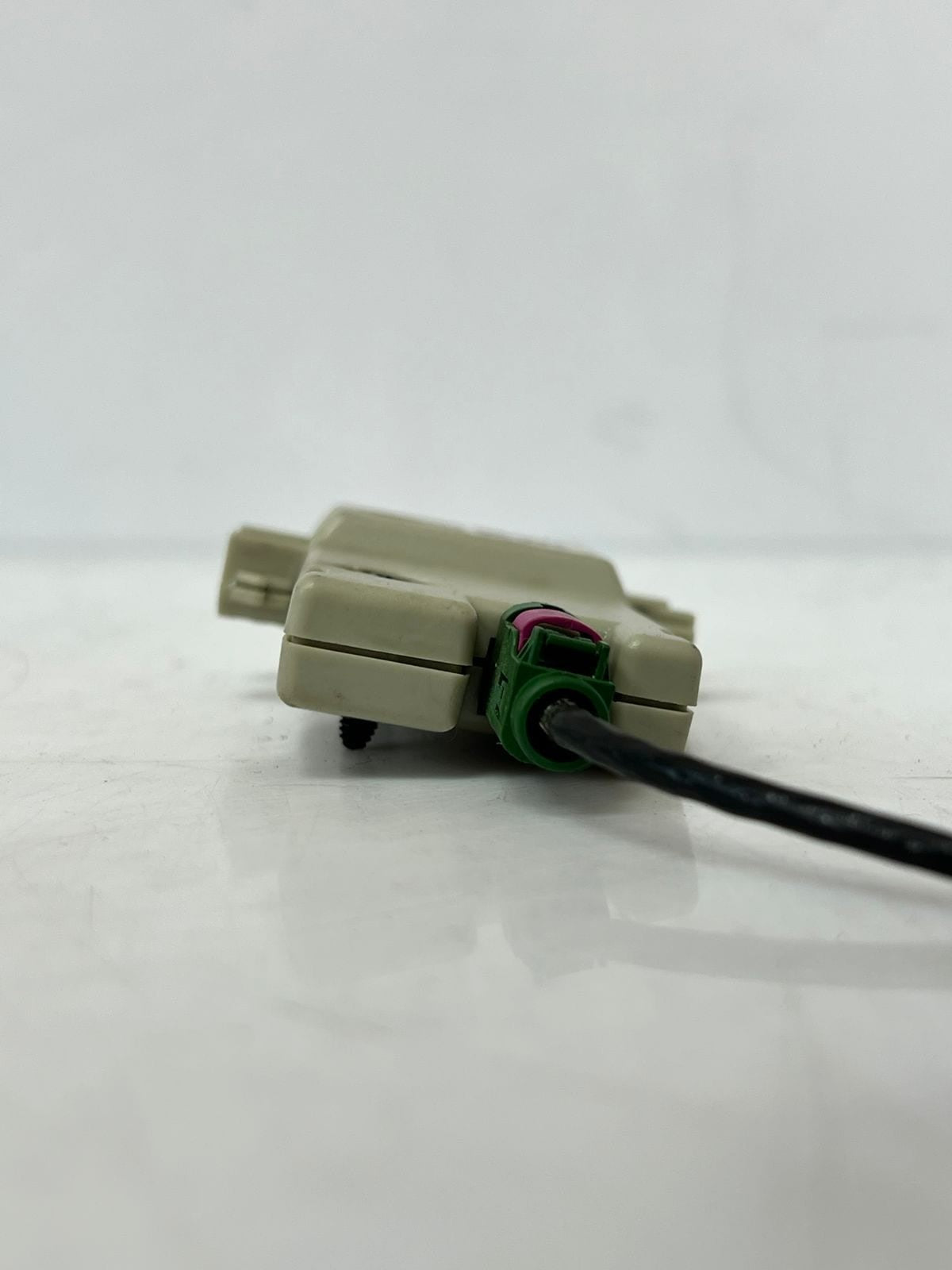 2009-2012 BMW 7' 5' 750i F01 F02 F03 F04 F10 AERIAL ANTENNA FILTER 9118264