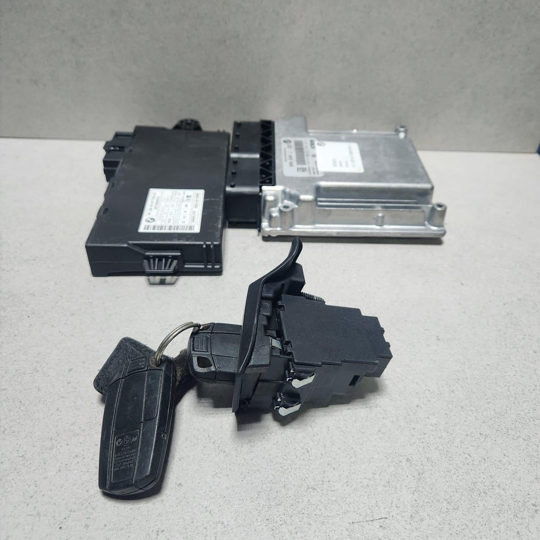 BMW OEM Engine Control Unit ECU SET for E60 520D and E81 120D N47 7809000 