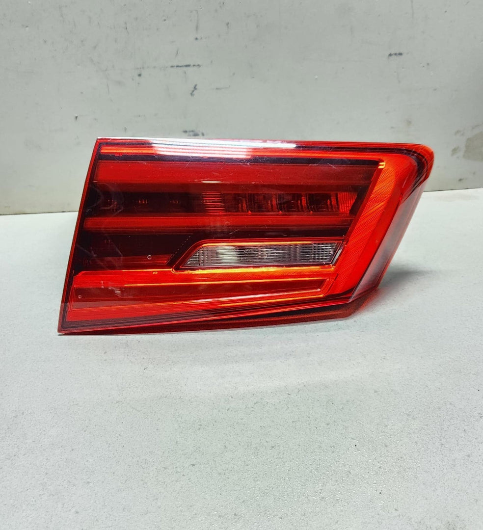 2017 BMW M5 Taillight In Trunk Lid Right 7376474 5 Series G30 G31 G38 and M5 OEM