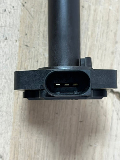 2006-2011 BMW 323i Oil Level Sensor 7607910 323i, 325i, E82 E90 