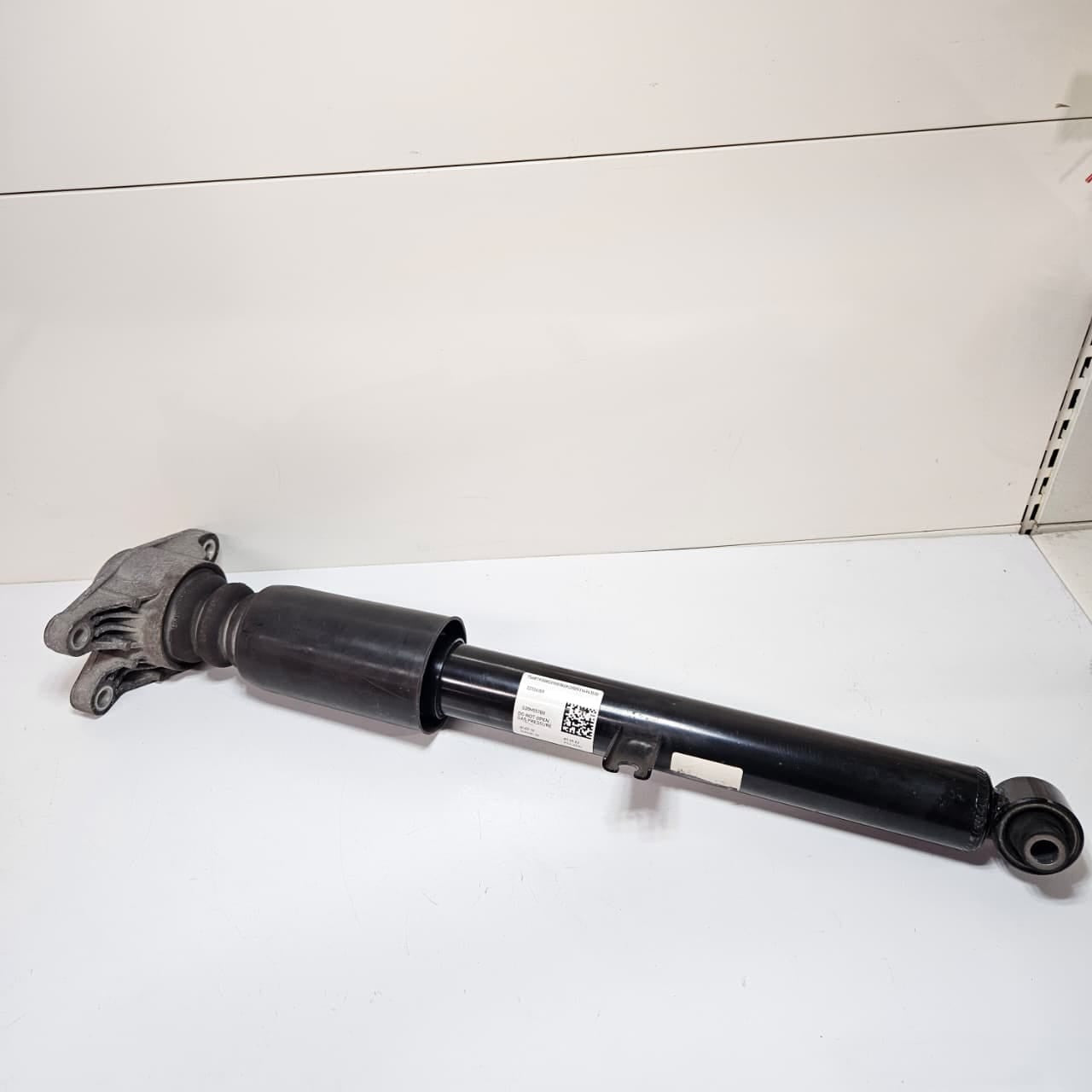 2021 BMW 3 Series G20 G22 G23 G26 330e Rear Shock Absorber 7568793