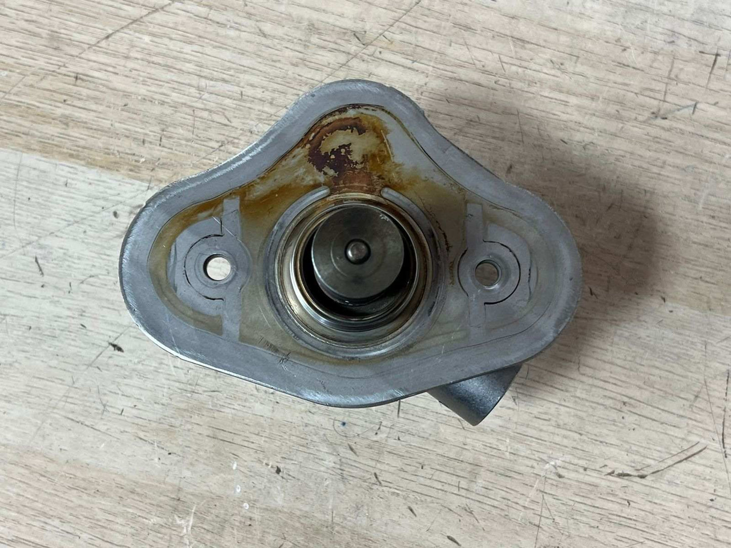 BMW High Pressure Fuel Pump 7562473 E60 E90 E81 E87 E88 E91 E92 E93 N43 1.6 2.0