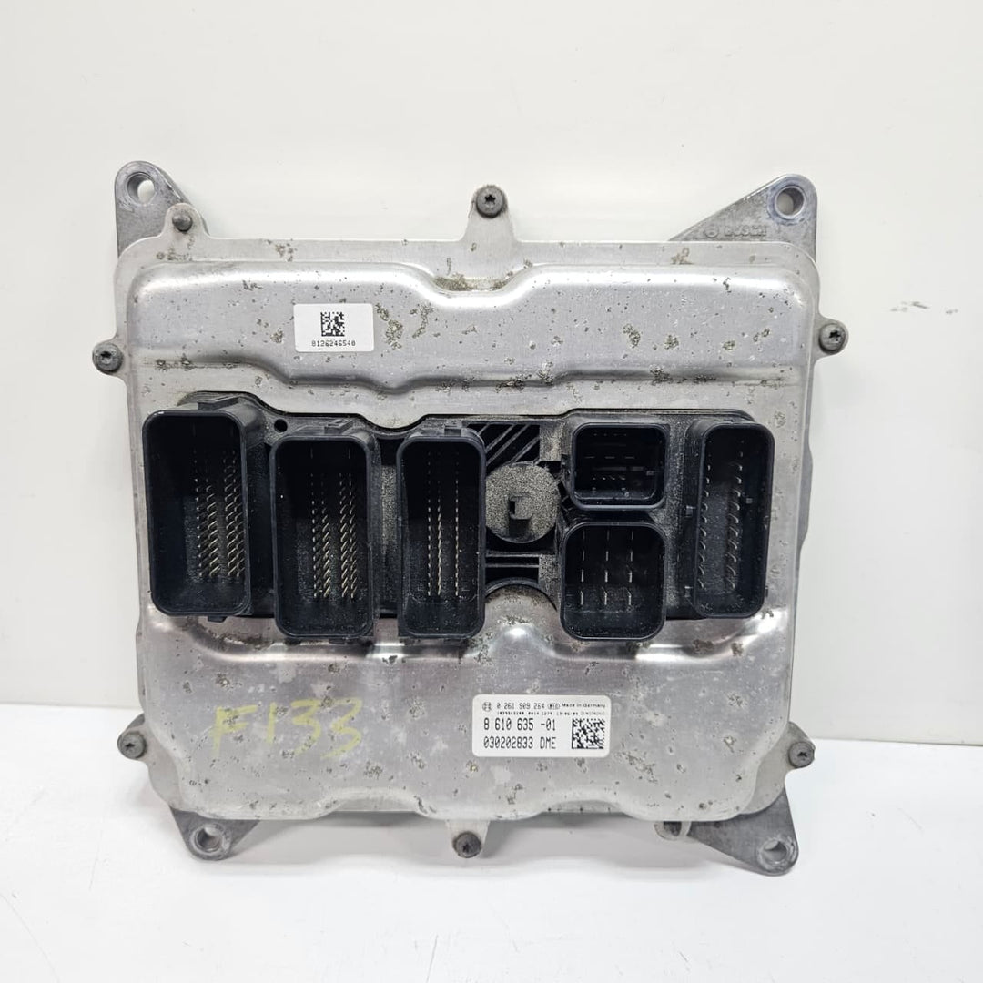 2011-2012 BMW F30 F31 N20 120i Engine Control Unit DME 8610635 OEM