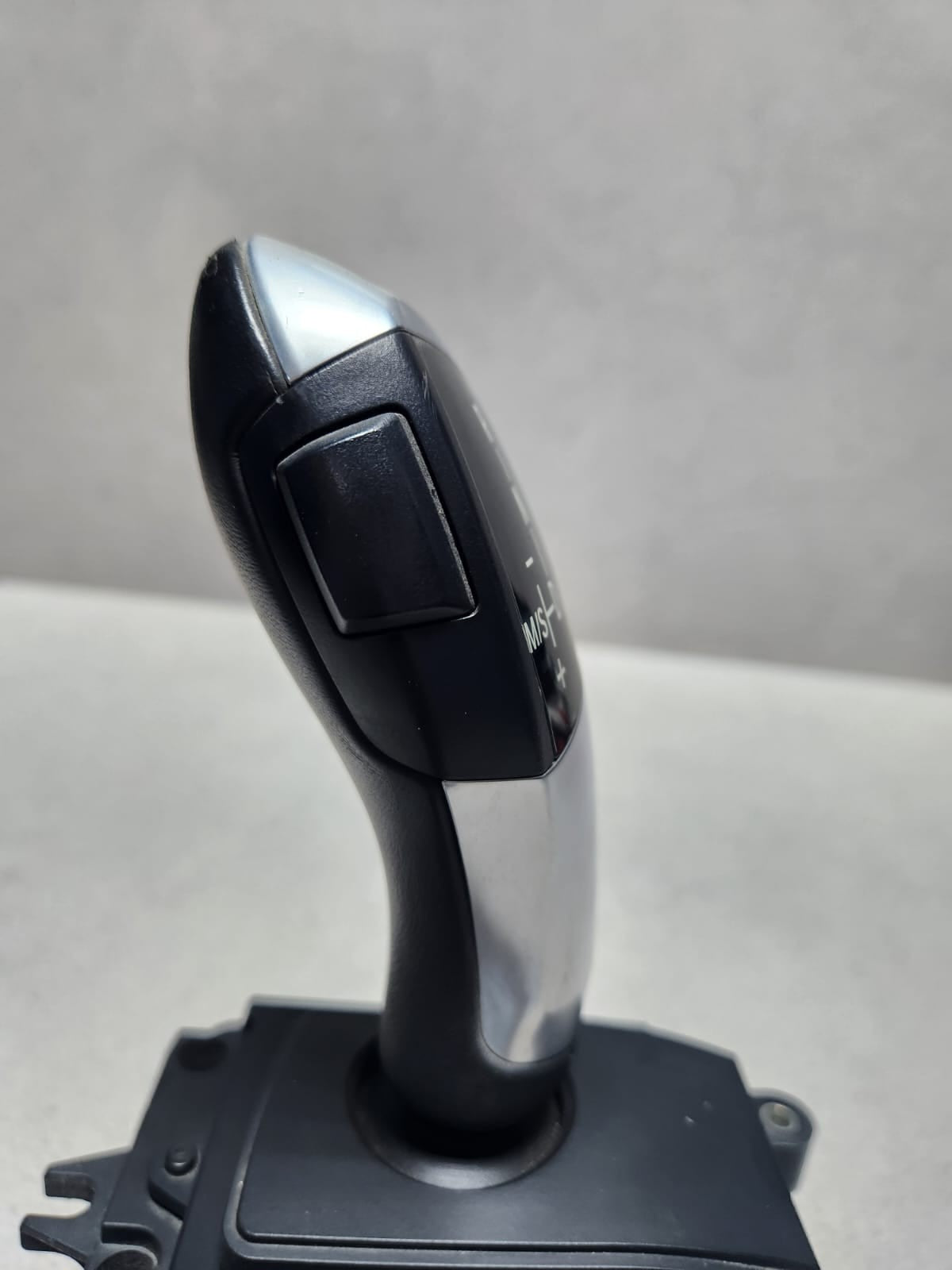 2010-2015 BMW 740i Gear Selector Switch 9197623 5 Series F07 F10 7 Series F01  