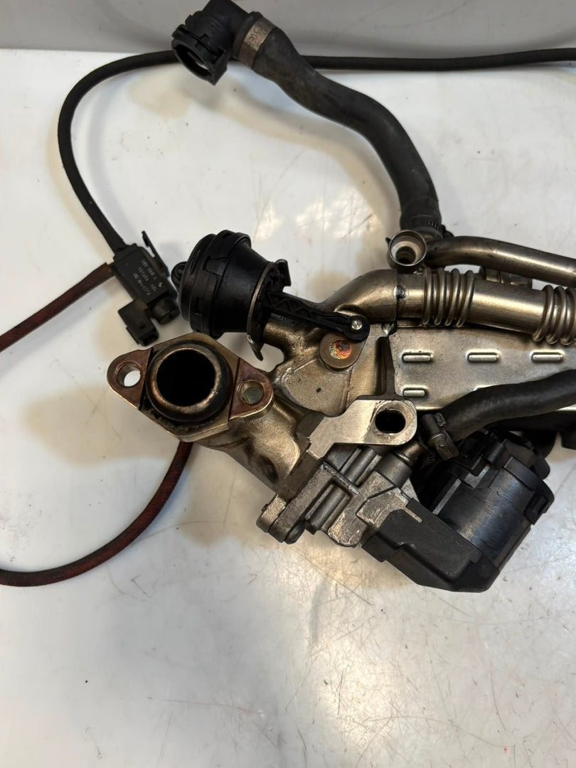 2010-2016 BMW 535i F10 F11 and F15 X5 Egr Cooler 8476994 OEM