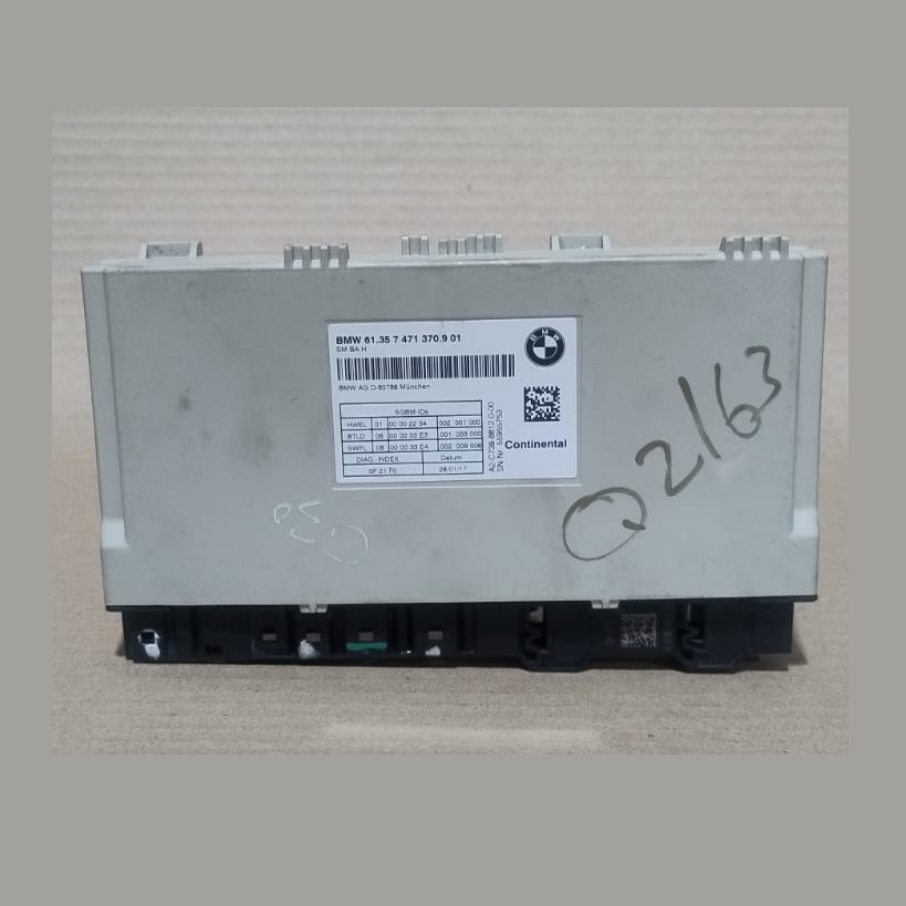 BMW G30 G31 G32 G11 G12 FRONT MEMORY SEAT CONTROL MODULE  OEM  - 7471370