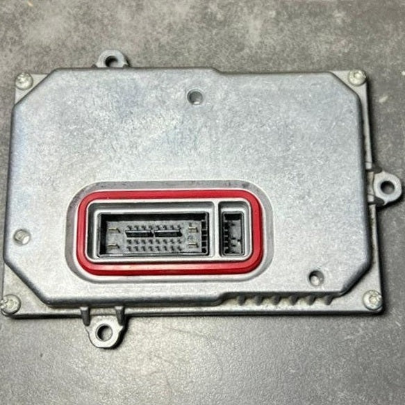 Mercedes Benz W221 Xenon Light Headlight Control Module Unit A216 8704826 OEM