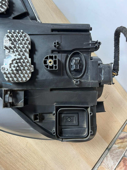 BMW X5 E70 HEADLIGHT XENON FRONT RIGHT DRIVER SIDE 7221894 2010