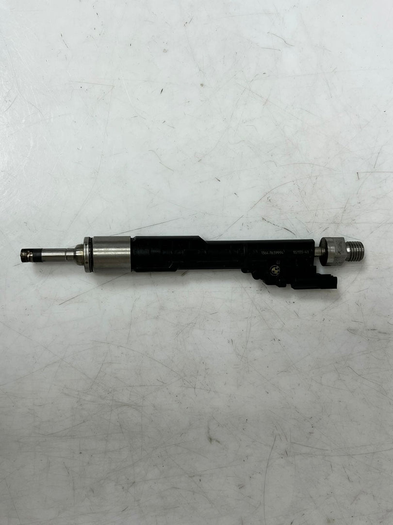 2016-2018 BMW F22 F30 F32 E89 F80 F82 F87 M2 M3 M4 Fuel Injector 7639994 OEM