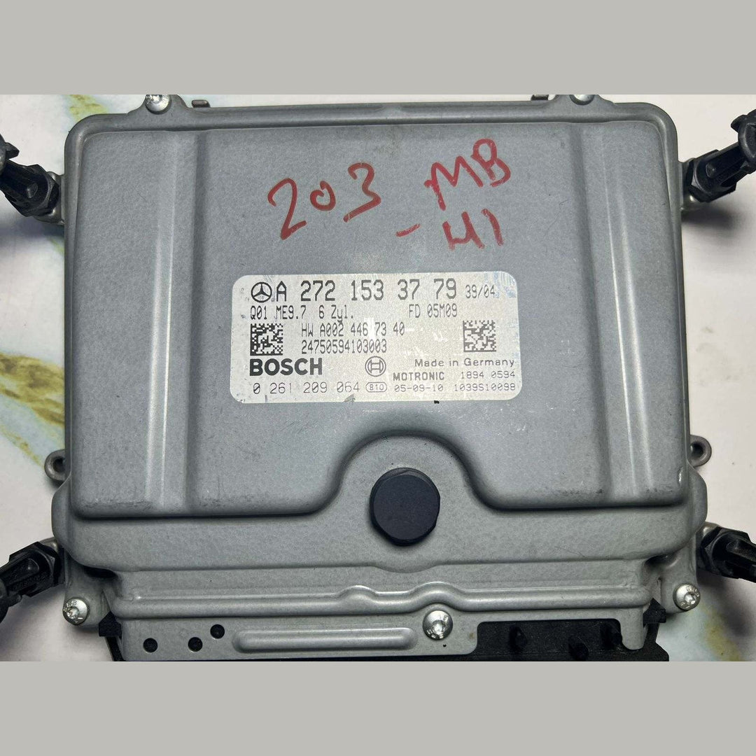 2006 Mercedes-Benz C350 Engine Control Unit A2721533779 C350, E350, CLK350