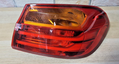 BMW 4 Series F32 Right Rear Tail Light Lamp OEM 618072 618142 618074