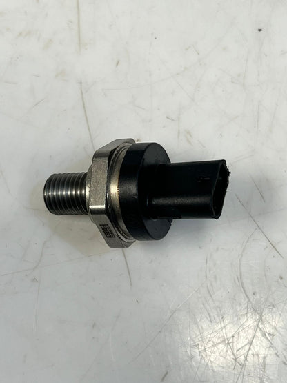 BMW 3 7 Series F30 F31 F35 G11 G12 Oil Pressure Sensor 8614494 OEM
