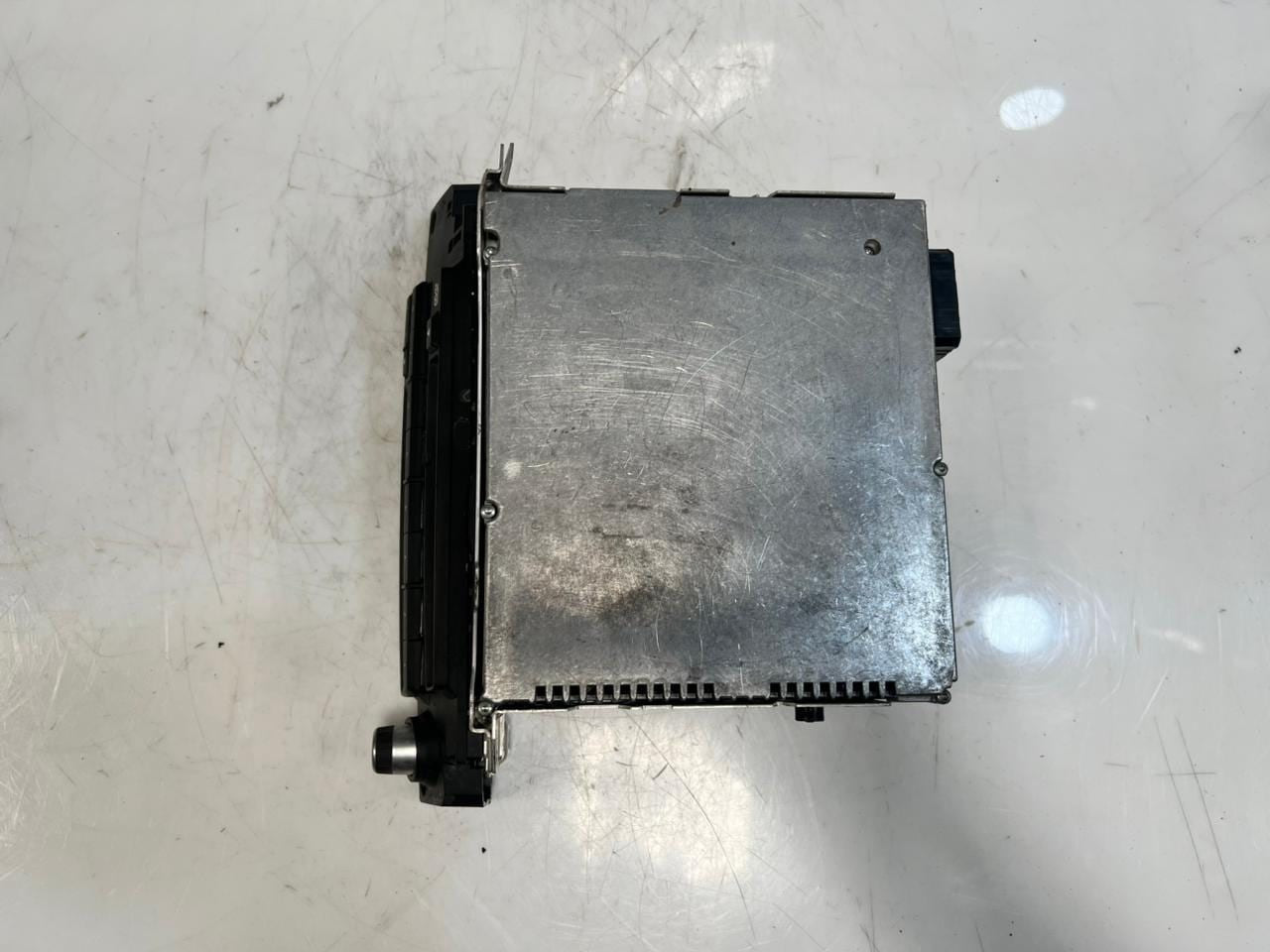 2005-2010 BMW 525i E60 Ccc DVD Md NAV Radio Unit 9170704 OEM