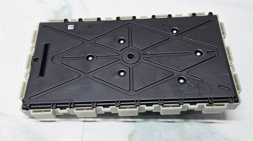 2017 BMW G30 530i B48 RHD Engine Control Unit ECU SET DME 8686190 OEM
