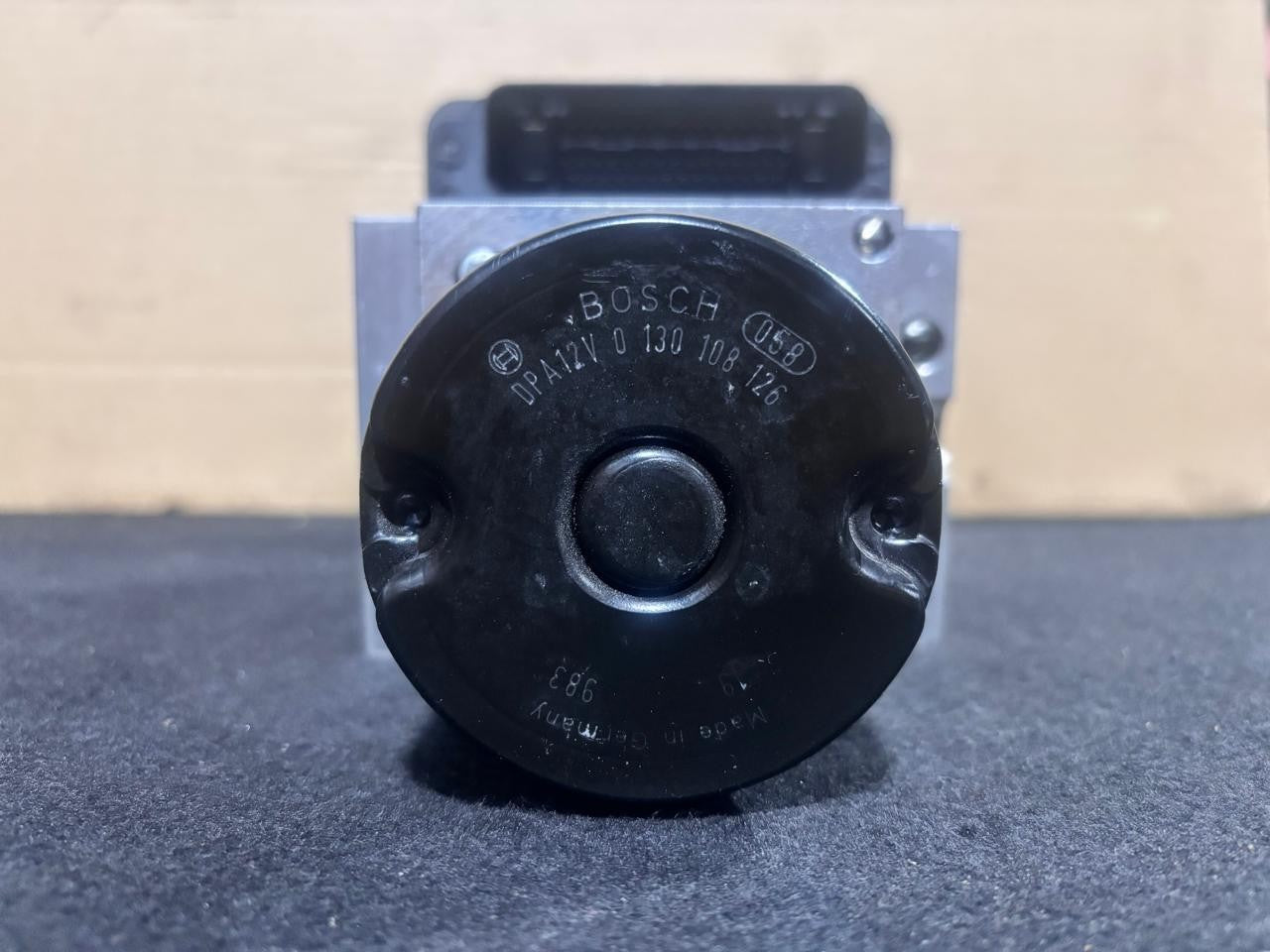 BMW 7 SERIES F01 F02 730D F10 N57 OEM ABS Pump Brake Control Unit 6792478 Bosch