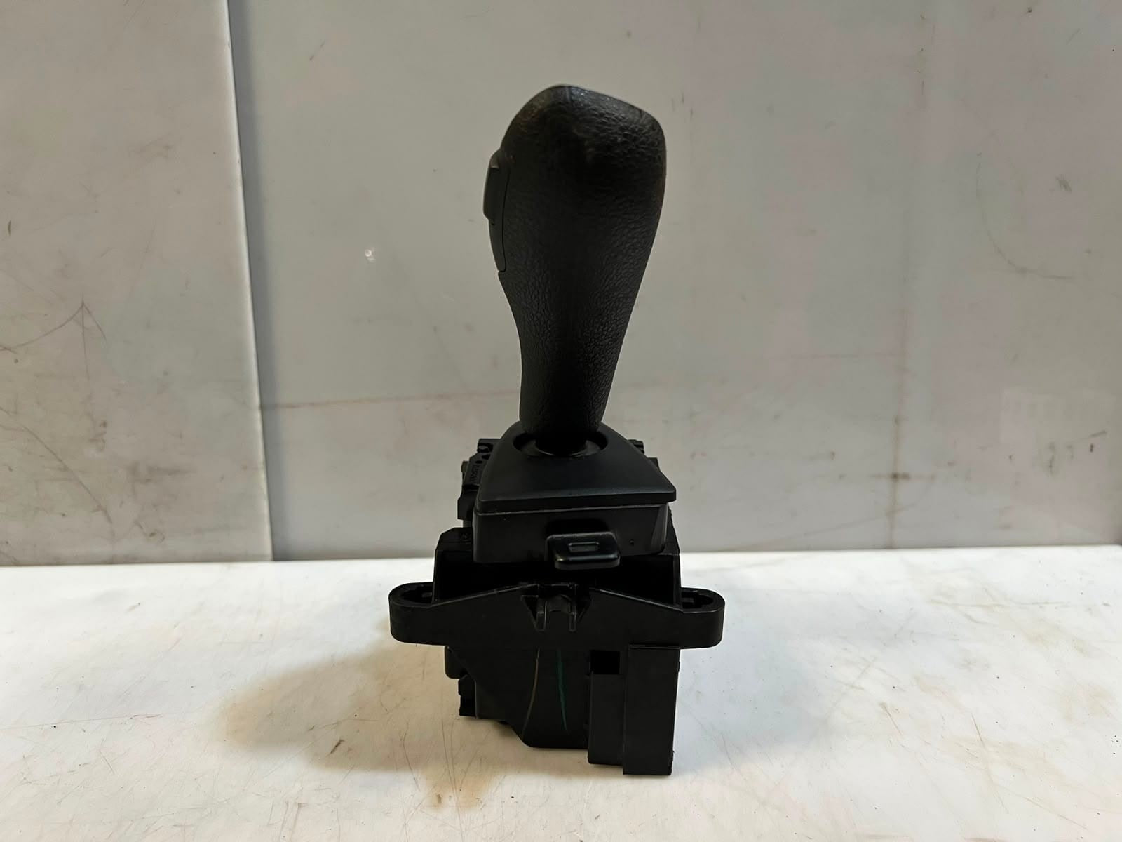2011-2019 BMW 3 Series F20 F21 F22 F23 F30 F31 AUTOMATIC Gear Shifter 9296897