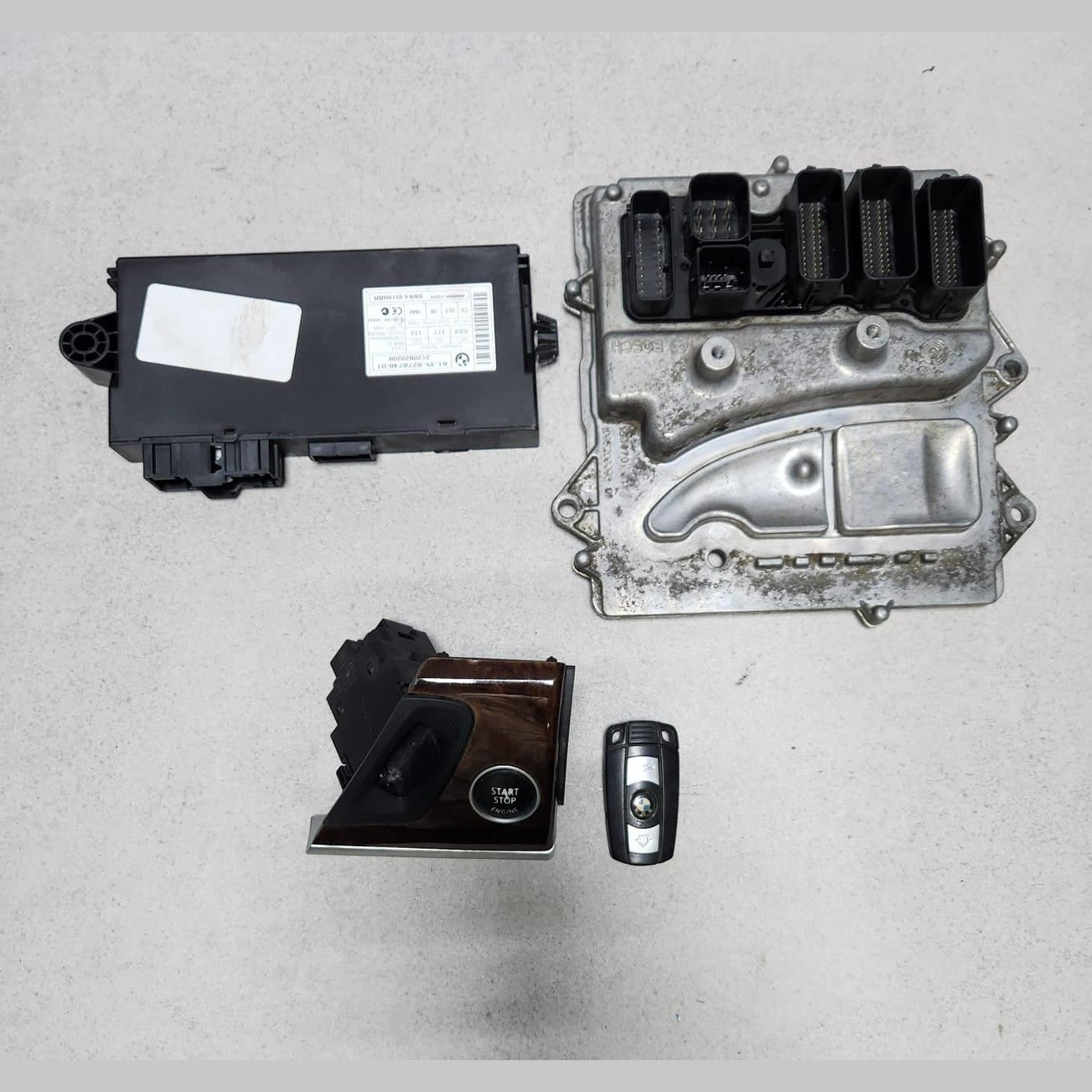 2012-2014 BMW X5 E70 3.5i Engine Control Module 7639422 E70 N55 ECU SET