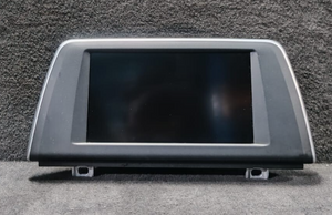 BMW X1 F48 INFORMATION GPS DASH DISPLAY 6.5 SCREEN OEM-  9322123