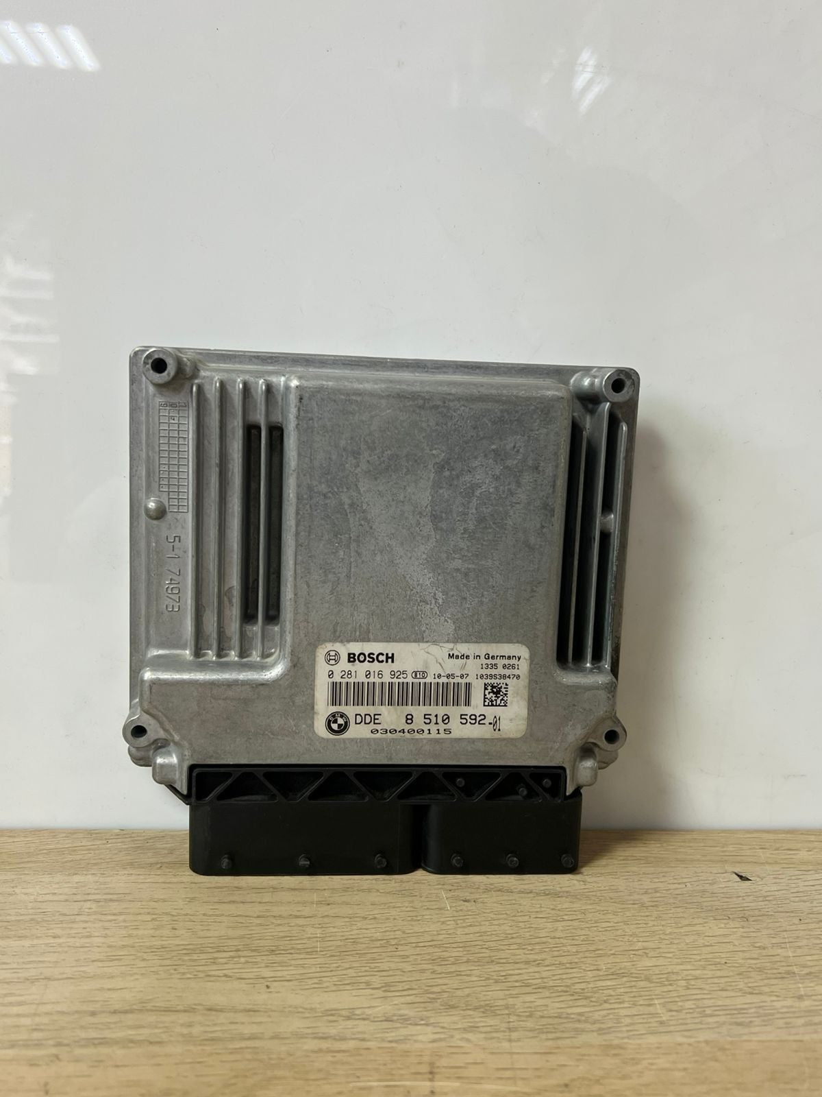 2010 BMW 118D E81 E87 E88 N47D20 Motor Control Module ECM 0281016925 8510592