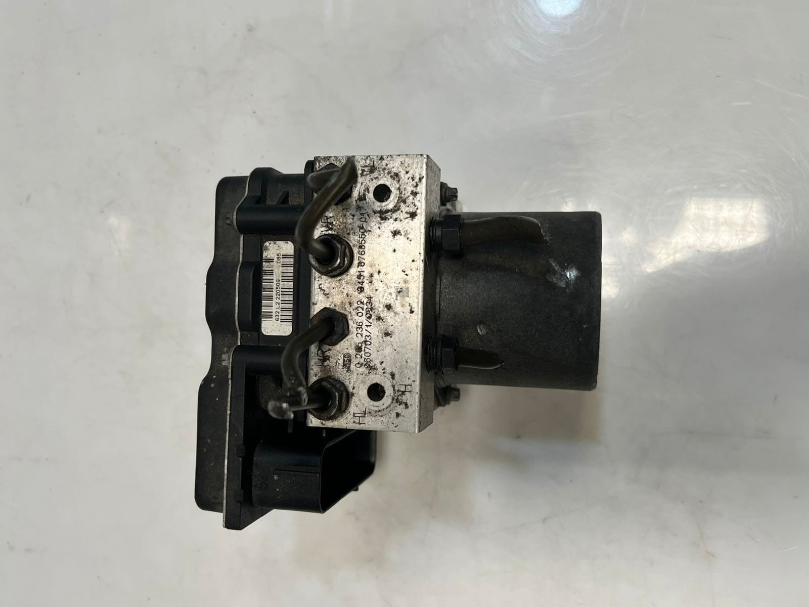 BMW 5 Series E60 E61 520i 523i 525d Abs Hydraulic Unit Active Steering 6775740