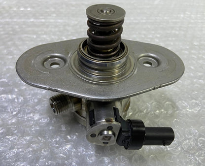 OEM BMW B38 B58 B46 F20 F22 F30 F31 F32 G30 High Pressure Fuel Pump 7642466