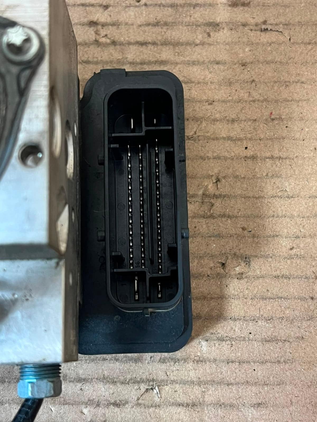 2012-2016 BMW F10 F11 F01 F13 535i ABS Pump Anti-Lock Brake Module 6853400