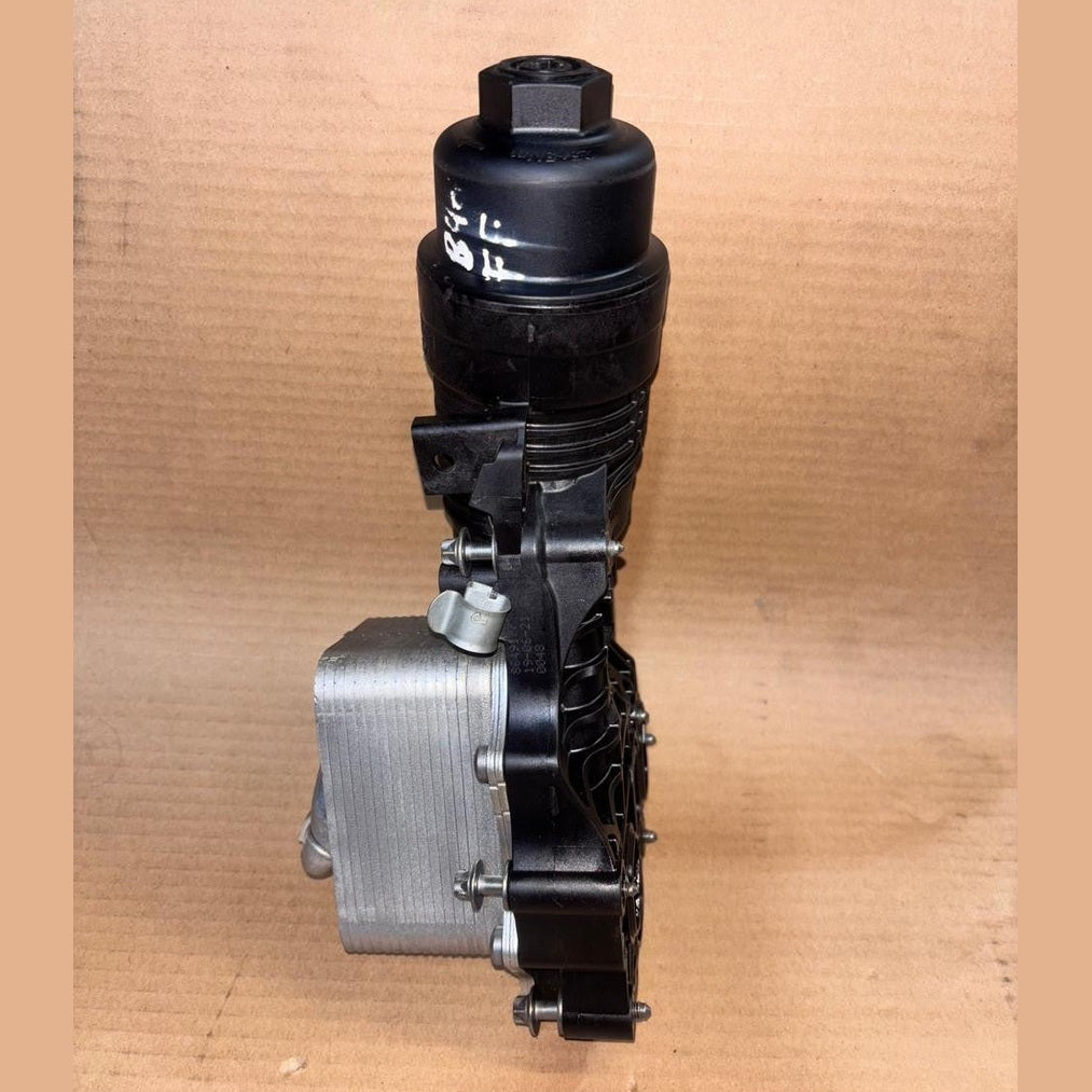 GENUINE BMW F44 218i 8649177 Oil Filter Housing Oil Cooler Oil Filter GENUINE