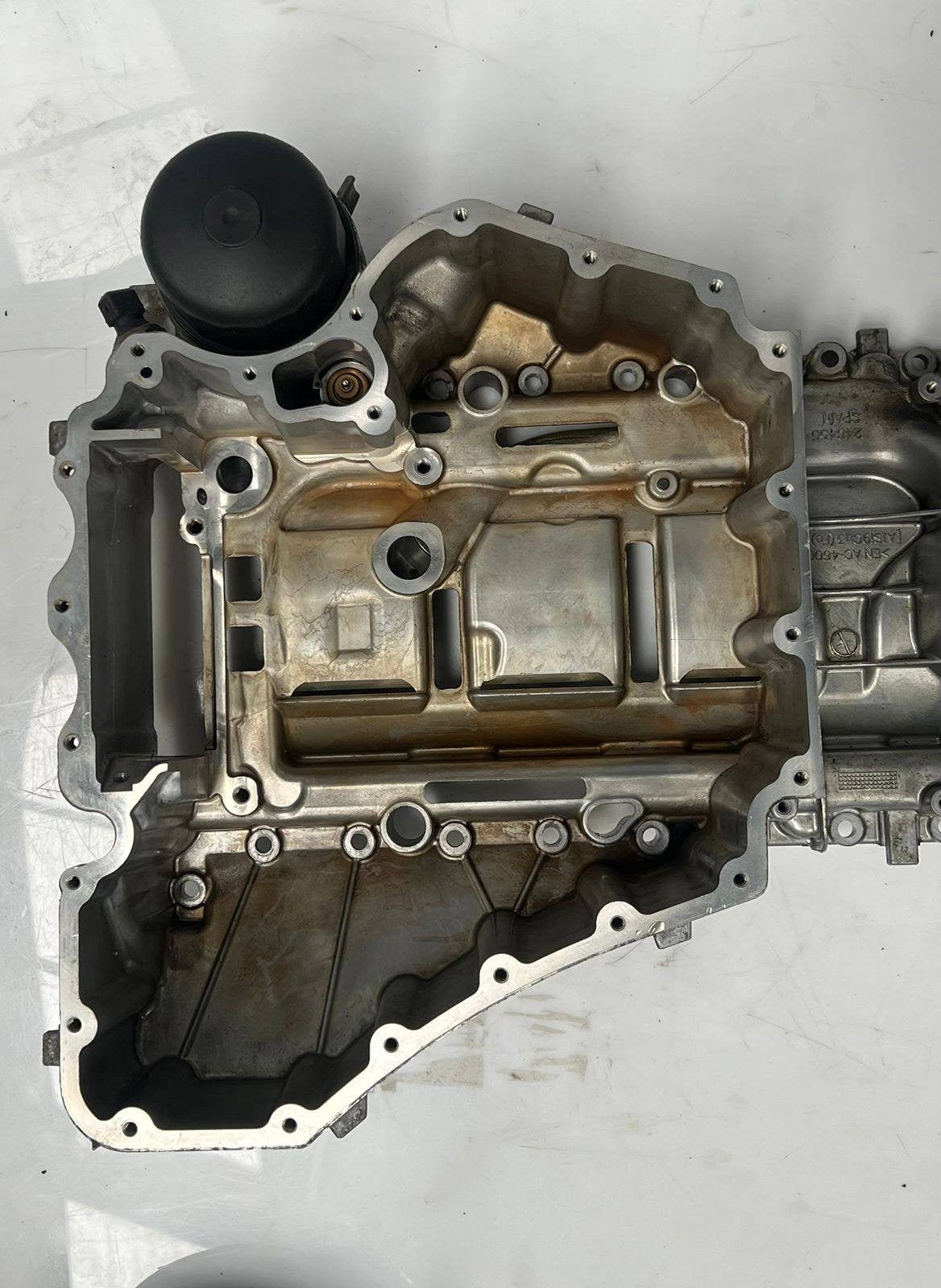 2012-2016 BMW M5 Upper Engine Oil Pan 7843143 M6 F12 F13 4.4L twin turbo S63