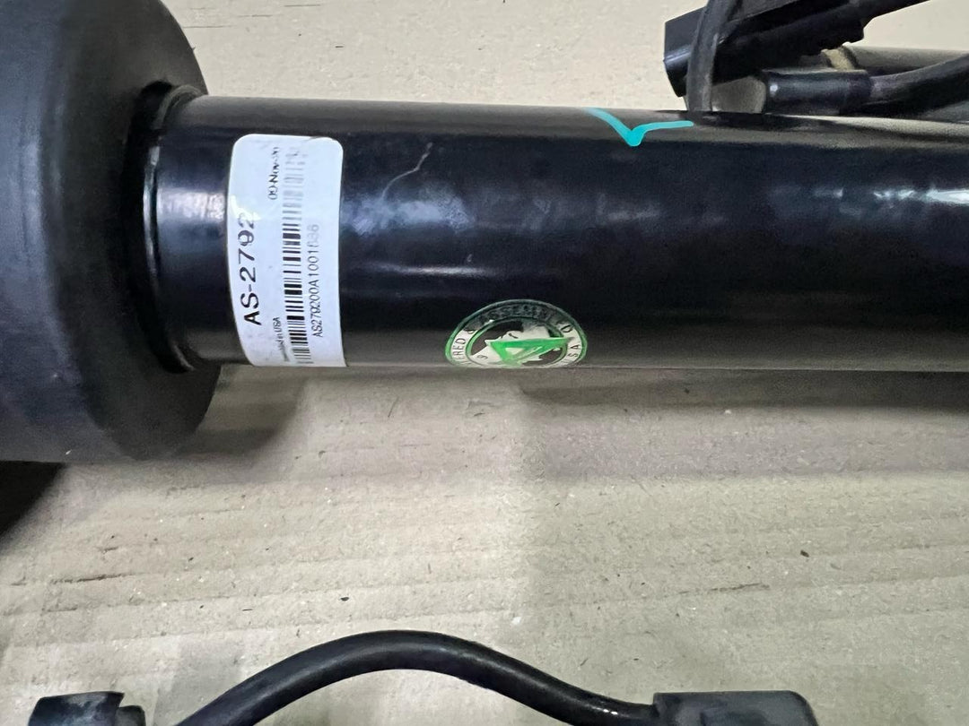 Mercedes W164 GL450 Front Right \ Left Side Air Suspension Shock Absorber Strut