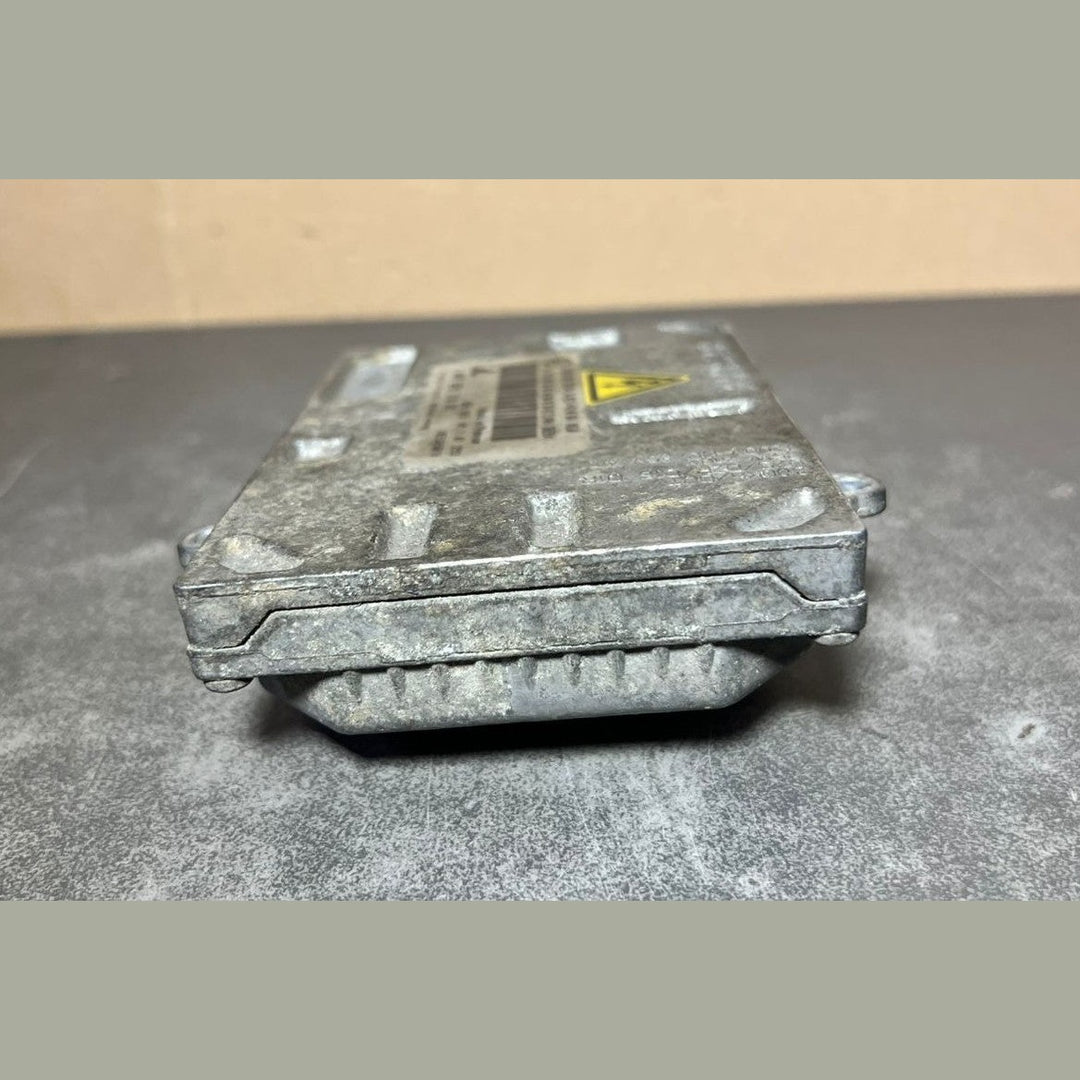 Mercedes Benz W221 Xenon Light Headlight Control Module Unit A216 8203585 OEM