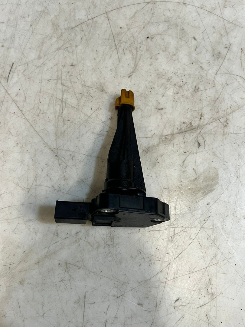 2015-2020 BMW X1 X3 X4 X5 X6 328D 335I 435I 535I Engine Oil Level Sensor 8608780