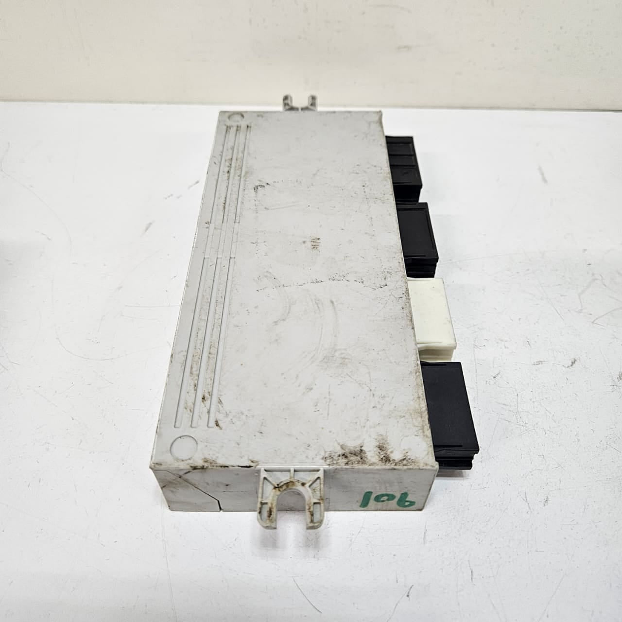OEM BMW 5 Series F11 Tailgate Control Unit 7304901