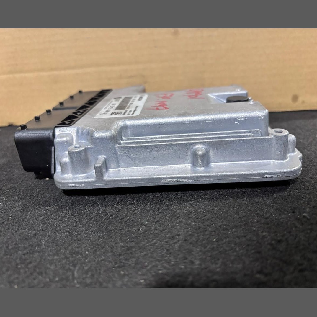 BMW OEM N47N F30 ENGINE CONTROL UNIT DDE ECU SET 8579480