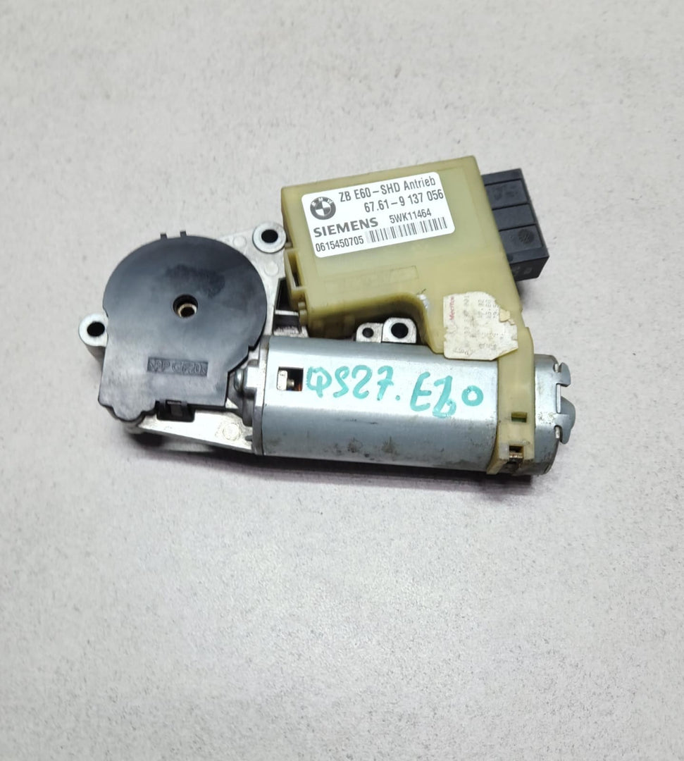 2008-2011 BMW 528i Sunroof Motor 9137056 5 Series E60 E61 OEM
