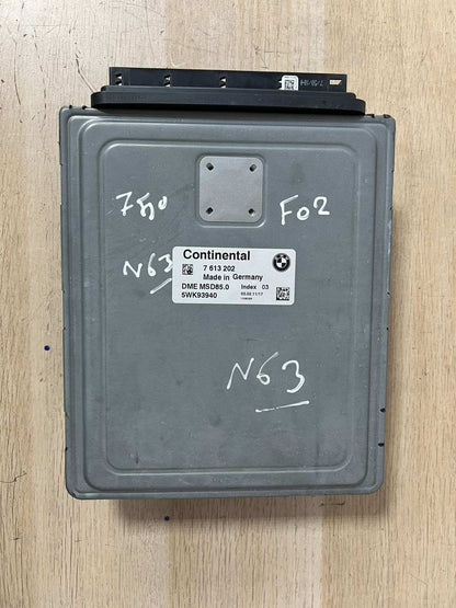 2010-13 BMW 750i F02 N63 V8 4.4 Engine Control Module 7613202 550i 650i ECU SET