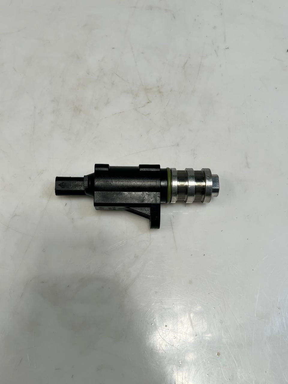 BMW 1' 3' 5' X3 X4 Oil Pressure VALVE CONTROL SOLENOID Regulating Valve 7639993